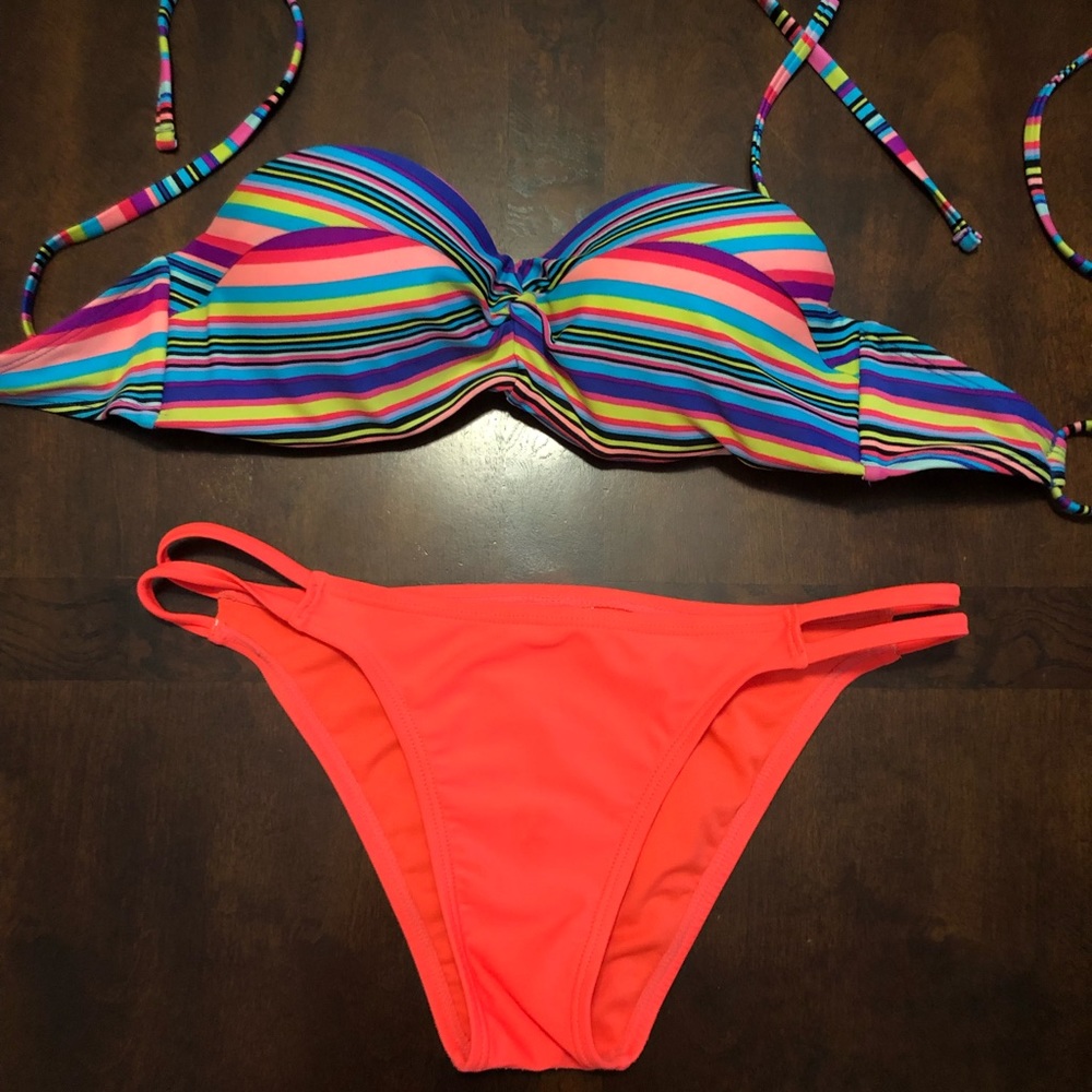 Swim suit